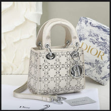 Luxury Crystal Embellished Mini Handbag – Premium Evening Party Bag